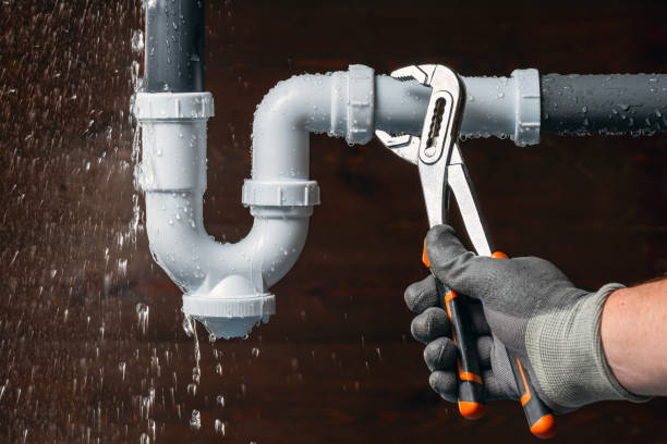 Professional Plumbing technician working in Occoquan, VA